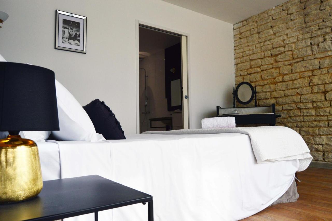 Bed and Breakfast La Revetizon Siecq Exterior foto